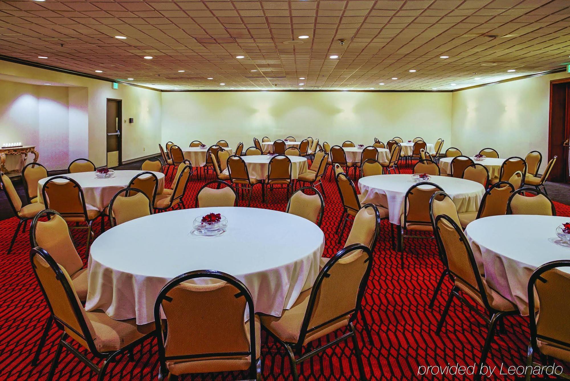 Holiday Inn & Suites Philadelphia-Runnemede/Exit 3-New Jersey Turnpike Buitenkant foto
