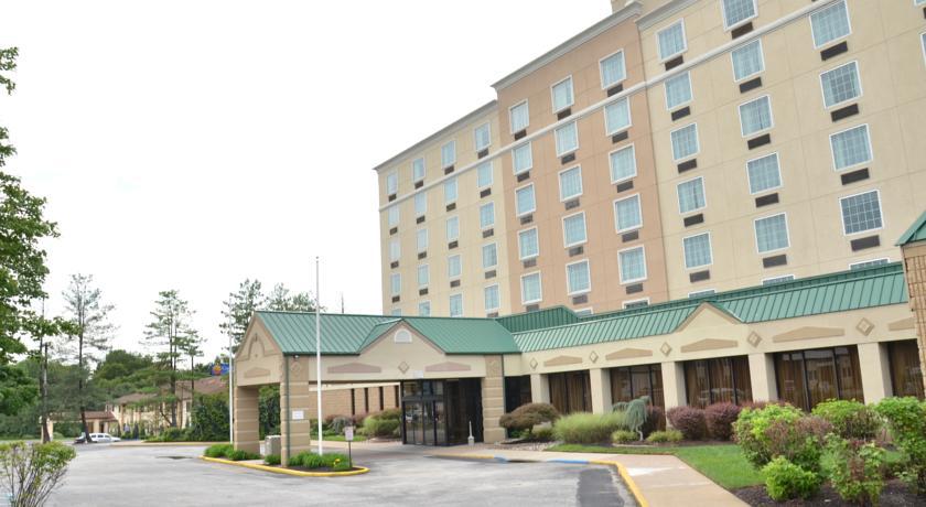 Holiday Inn & Suites Philadelphia-Runnemede/Exit 3-New Jersey Turnpike Buitenkant foto